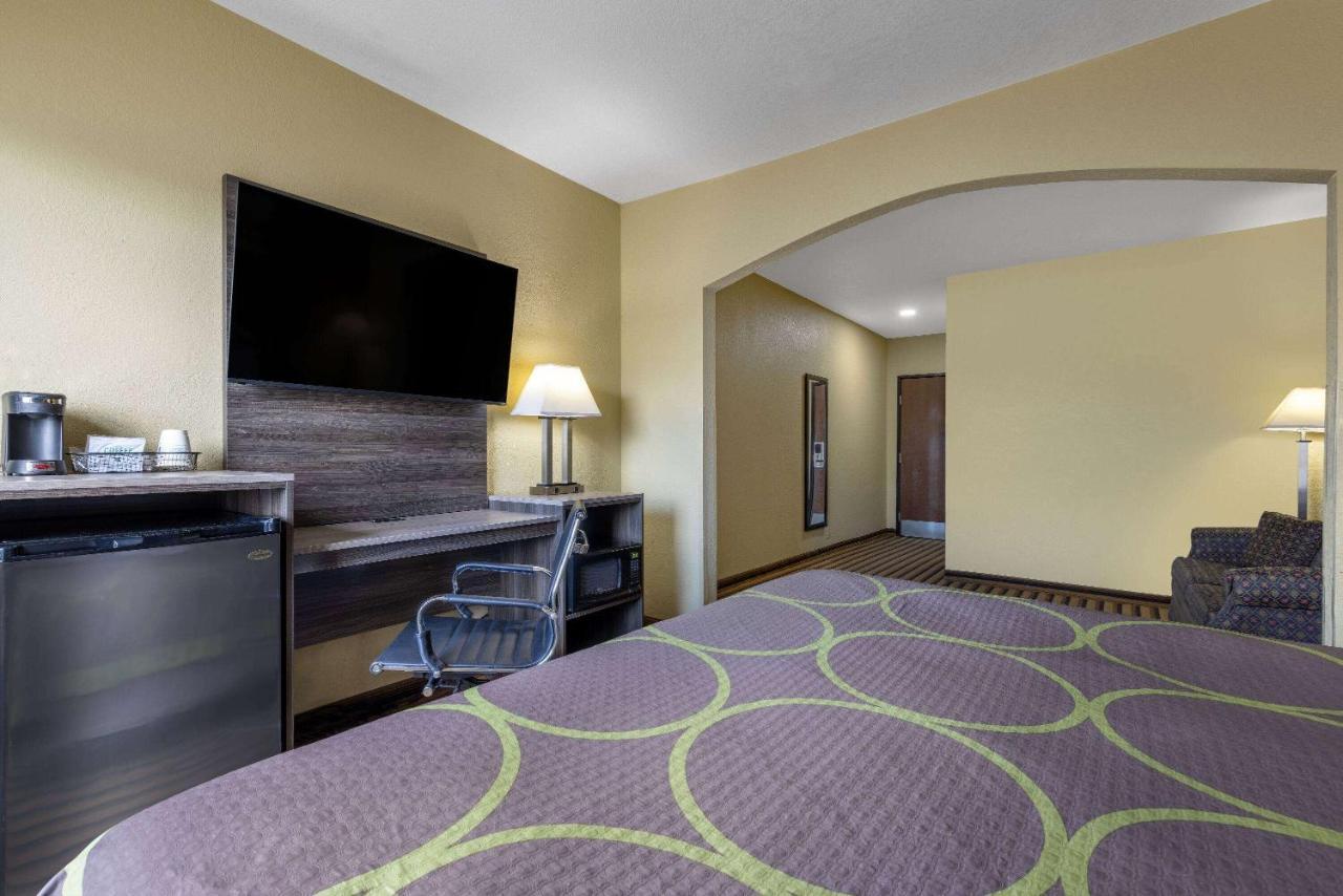 Hotel Super 8 By Wyndham Nixa/Springfield Area Exterior foto