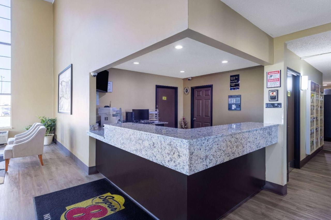 Hotel Super 8 By Wyndham Nixa/Springfield Area Exterior foto