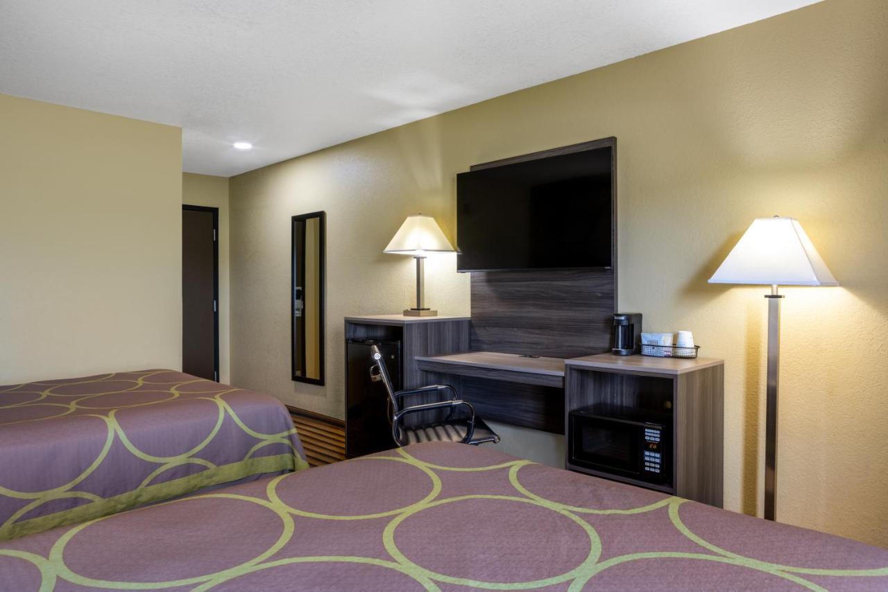 Hotel Super 8 By Wyndham Nixa/Springfield Area Exterior foto