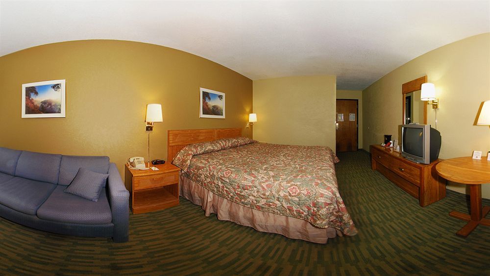 Hotel Super 8 By Wyndham Nixa/Springfield Area Exterior foto